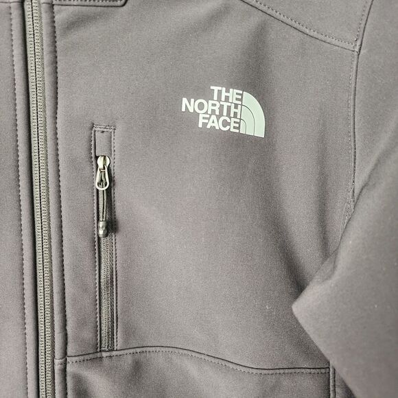 The North Face Men's Dark Black Performance Jacket - Picture 5 of 15